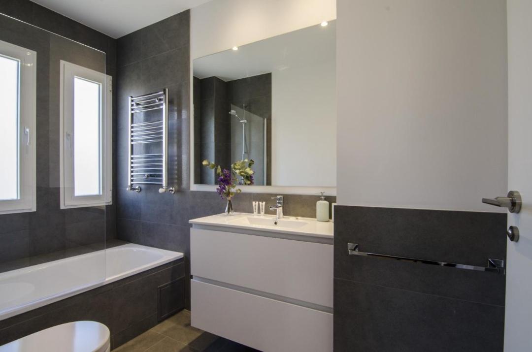 2 Bedrooms 2 Bathrooms Furnished - Bernabeu - Business Area With Terrace - Minty Stay Madrid Ngoại thất bức ảnh